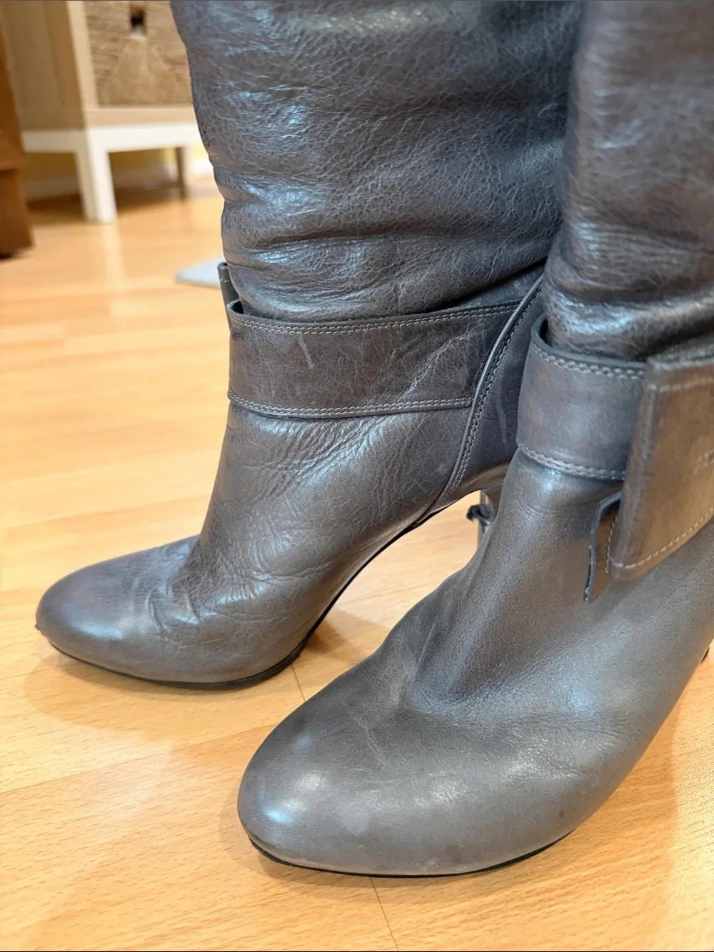 Valentino red Women's heel Tall Bow Accent Boots in grey. Used